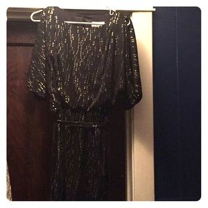 Women's belted dress